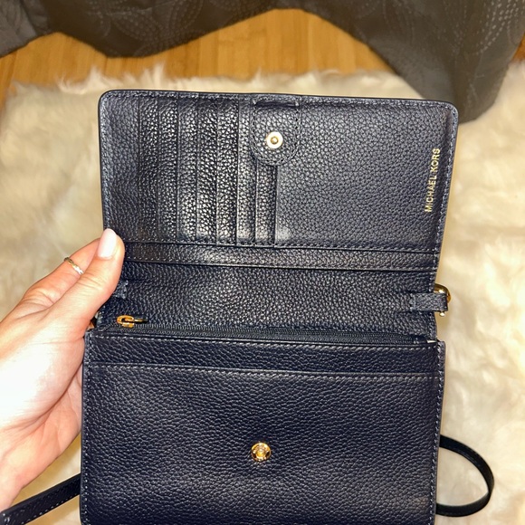 Michael Kors Navy Leather Crossbody Bag - Picture 4 of 5